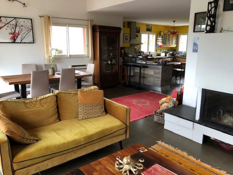 Maison au coeur d'une olivette