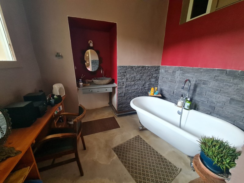 Appartement avec jardin ombragé